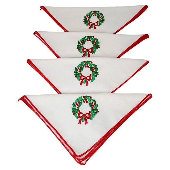 Set Of 4 Vtg Christmas Cloth White Table Napkins Embroidered Green Wreaths - Picture 1 of 5